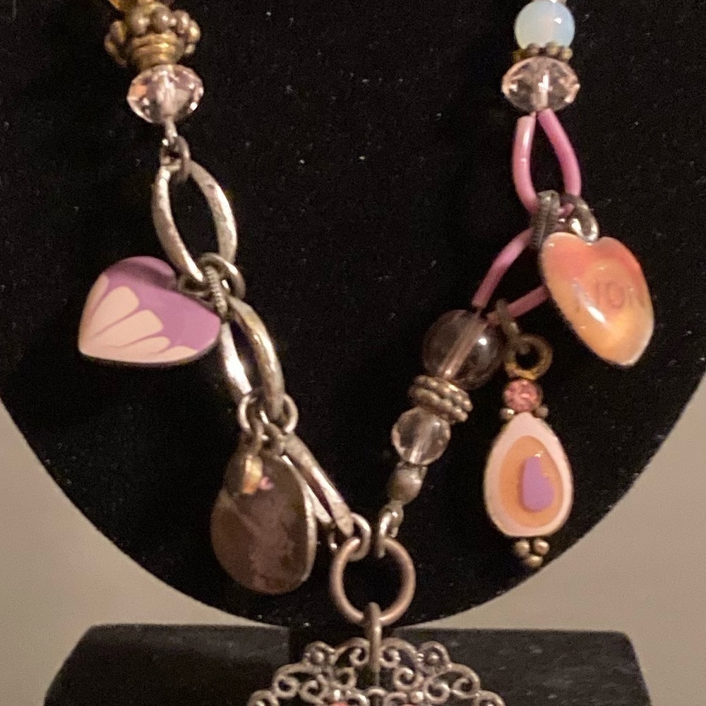 Pink, orange, and silver tone, very long necklace with flowers and hearts - Picture 4 of 4